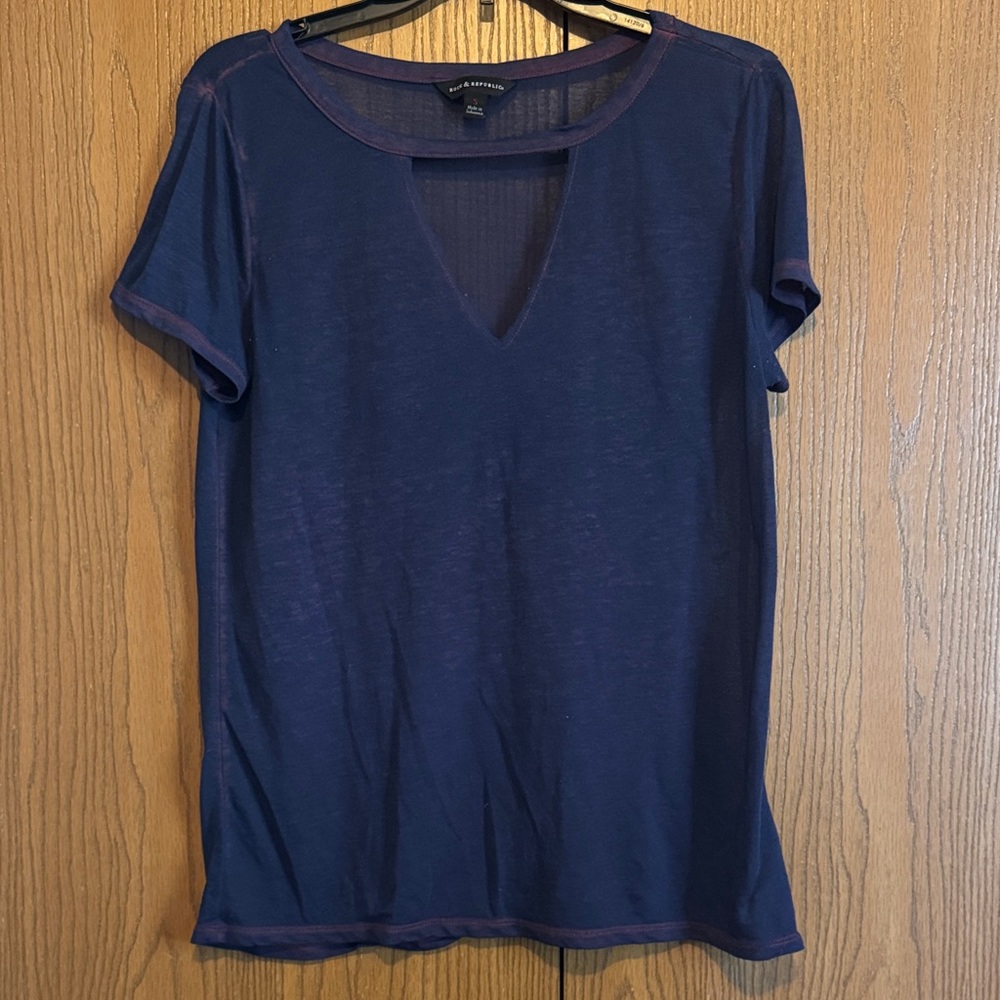 Rock & Republic Deep Blue Short Sleeve Tee